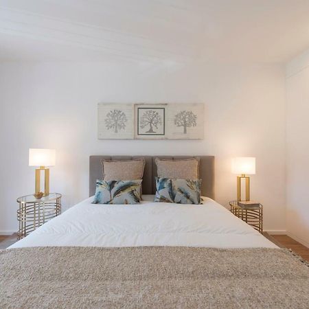 Lovelystay - Downtown Balcony Apartment With Free Parking OOporto Exterior foto