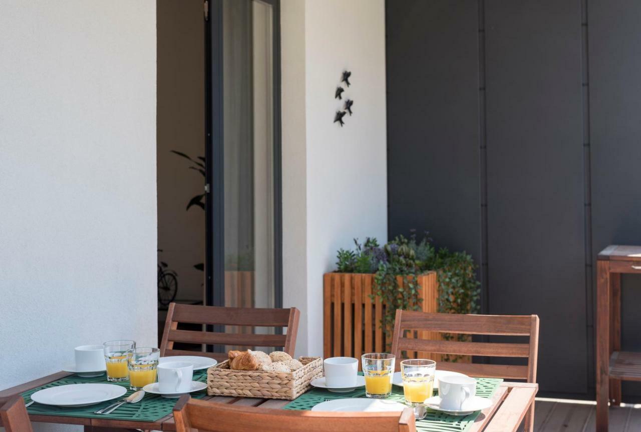 Lovelystay - Downtown Balcony Apartment With Free Parking OOporto Exterior foto